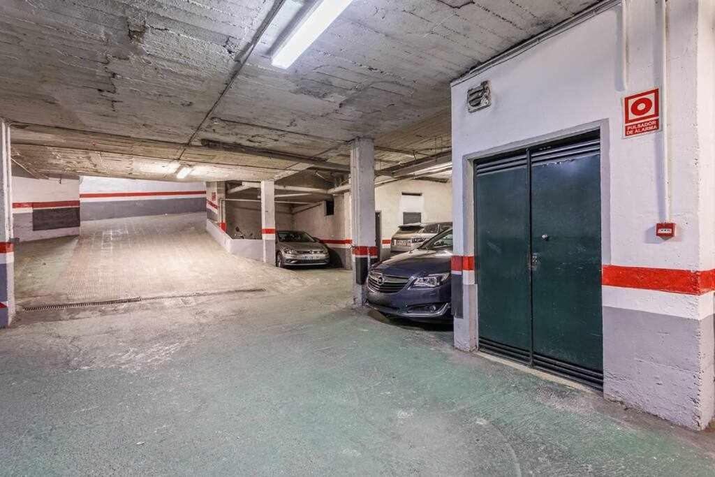 Апартаменты Santa Cruz Parking Incluido Севилья Экстерьер фото